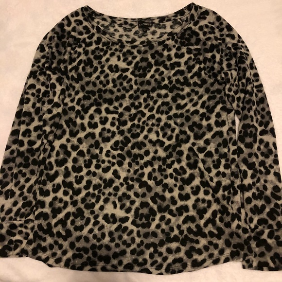 Express Tunic - Picture 2 of 4